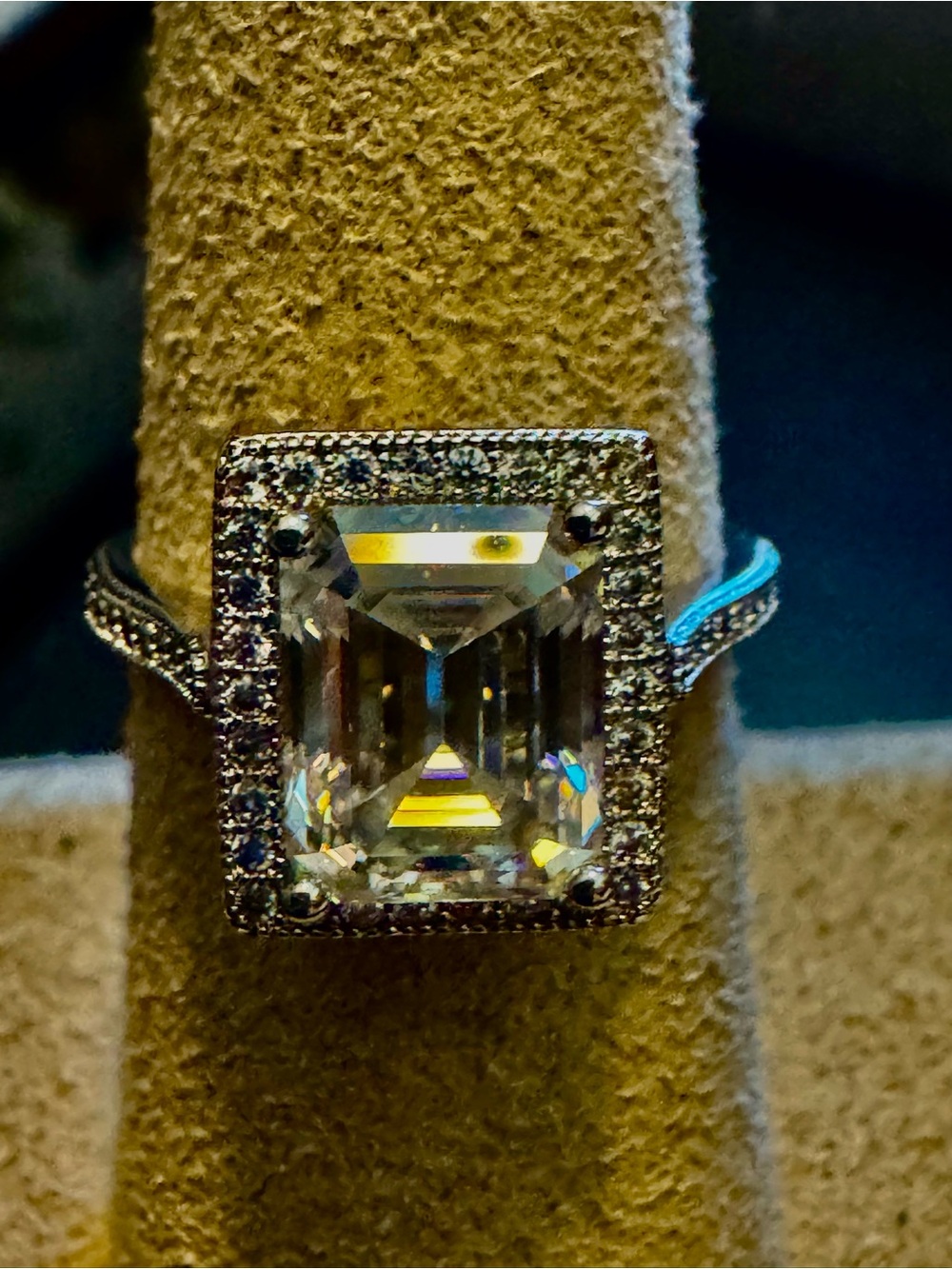 Classic Emerald-Cut Halo Engagement Ring - 3.3 ct Moissanite center stone - Picture 5 of 6